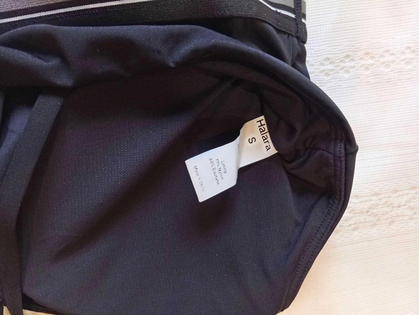 Halara Sports Bra – Size S.  Soft, comfortable and supportive – photo 3